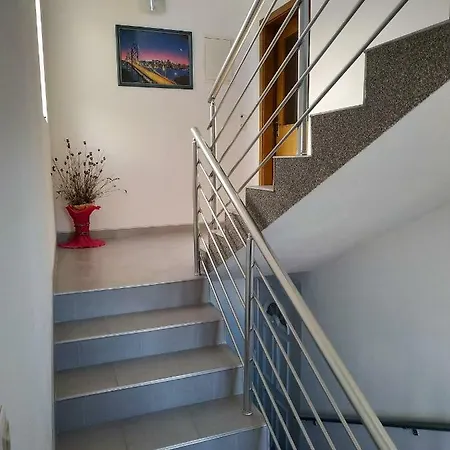 Apartment Bernarda Igrane Exterior photo