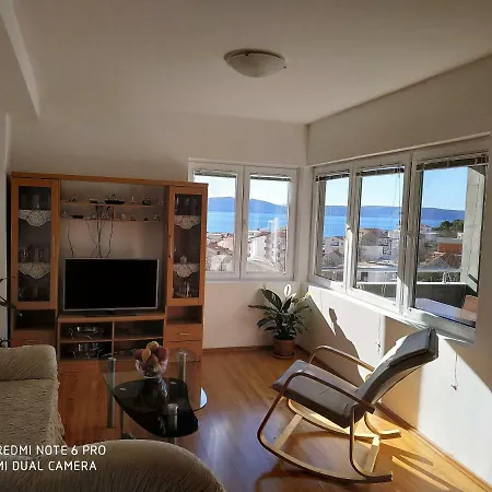 Apartment Bernarda Igrane Exterior photo
